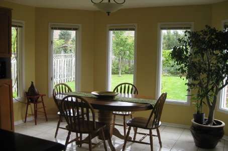 85 Professor's Lake Pkwy, Brampton, L6S4T4 | Image 3