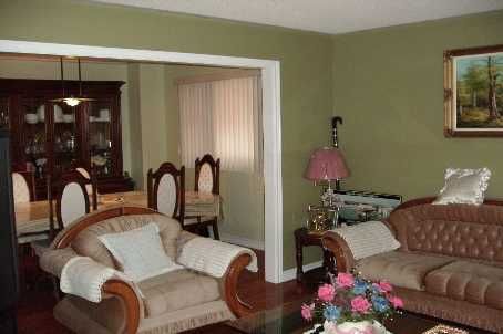 110 Jordan Dr, Orangeville, L9W4W7 | Image 3