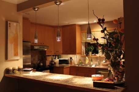 5 Storey Cres, Toronto, M9B3C7 | Image 3