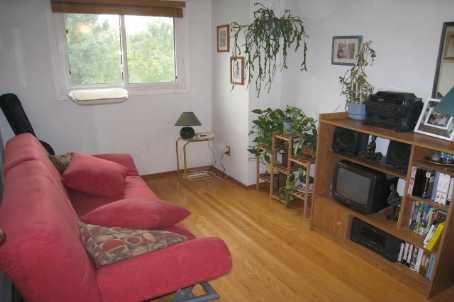 1545 Oran Crt, Mississauga, L5N1L4 | Image 3