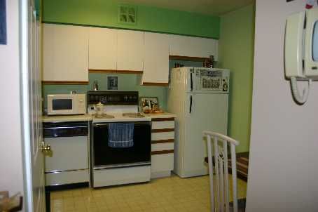 1507 - 26 Hanover Rd, Brampton, L6S4T2 | Image 2