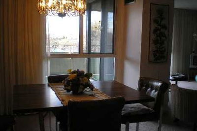 Unit 310 — 1300 Mississauga Valley Blvd, Mississauga - Mississauga Valleys image-0-2
