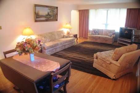 57 Brawley Ave, Toronto, M8Z4Z5 | Image 2