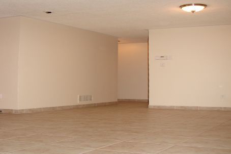 110 Springview Dr, Brampton, L6X4L1 | Image 3