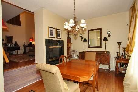 40 Chester St, Oakville, L6H6G8 | Image 3