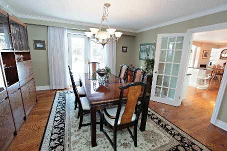 492 Country Club Cres, Mississauga, L5J2R2 | Image 3