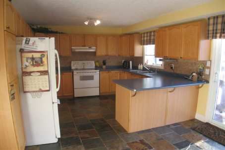 70 Hunter Rd, Orangeville, L9W5C5 | Image 2