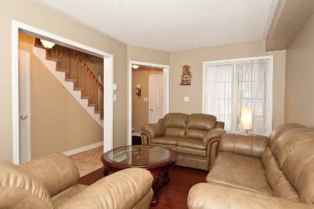 18 Prairie Rose Circ, Brampton, L6R1R4 | Image 3