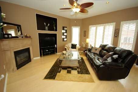 7148 Lowville Hts, Mississauga, L5N8E6 | Image 3