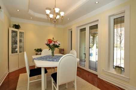 366 Winston Rd, Oakville, L6L4W5 | Image 2