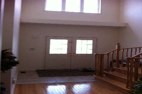 18 Dawes Rd, Brampton, L6X0R9 | Image 2