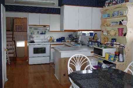 80 Fallingdale Cres, Toronto, M3J1C5 | Image 2