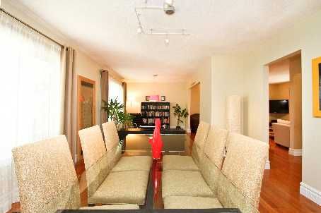 2090 Stonehouse Cres, Mississauga, L5H3J1 | Image 3