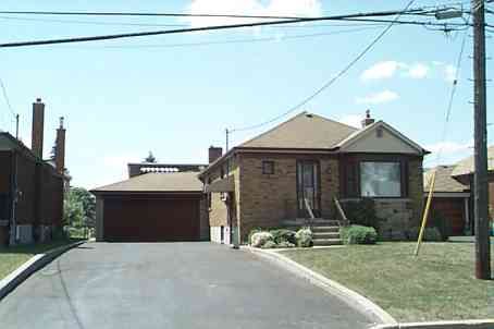 19 Kirby Rd, Toronto - Downsview-Roding-CFB image-0-0