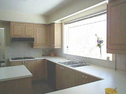 1561 Pinetree Cres, Mississauga, L5G2S9 | Image 3