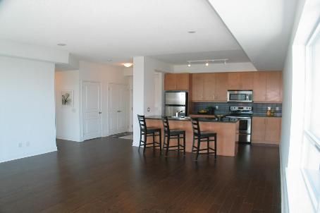 609 - 1 Hurontario St, Mississauga, L5G0A3 | Image 2