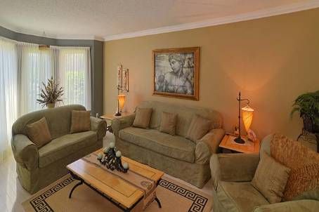 3 Thornbury Rd, Caledon, L7E1J4 | Image 3