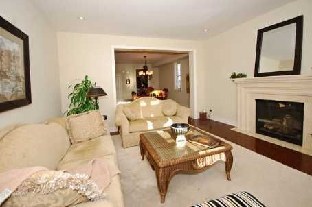 1 - 117 Nelson St, Oakville, L6L1H5 | Image 2