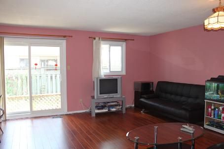 70 - 105 Hansen Rd N, Brampton, L6V3C9 | Image 2