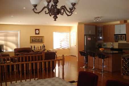 6 Griggsden Ave, Toronto, M9P2Z5 | Image 3