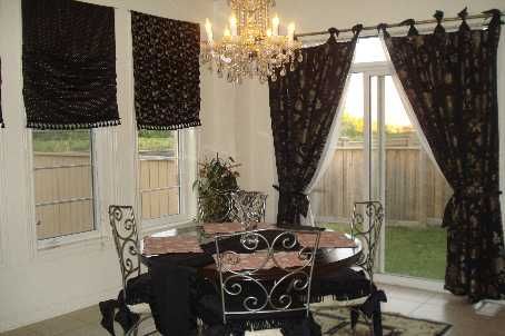 5502 Waterwind Cres, Mississauga, L5M0G4 | Image 3