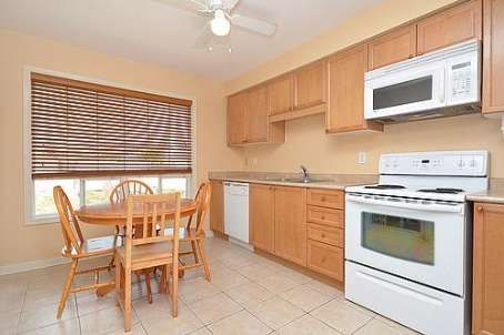 61 Bottomwood St, Brampton, L6S0B3 | Image 3