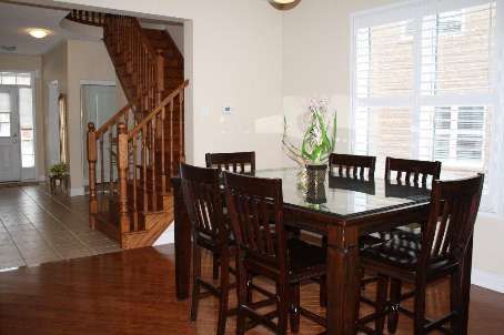 899 Pickersgill Cres, Milton, L9T7T7 | Image 3