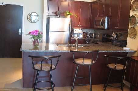 2407 - 100 John St, Brampton, L6W0A8 | Image 2