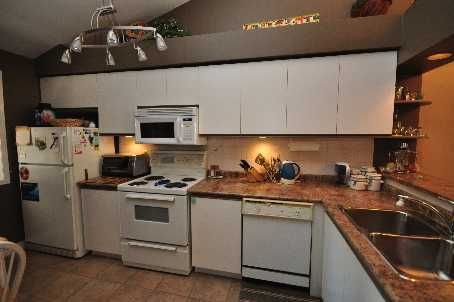 199 - 75 Bristol Rd E, Mississauga, L4Z3P2 | Image 2