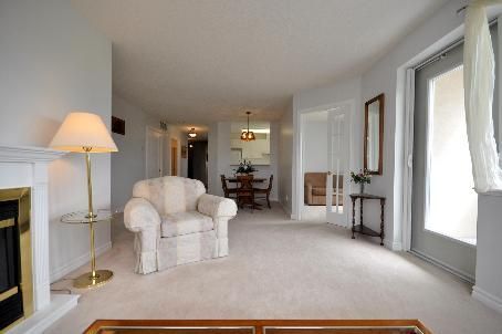 508 - 10 Dayspring Circ, Brampton, L6P1B9 | Image 3