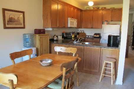 118 Niagara Tr, Halton Hills, L7G0A8 | Image 3