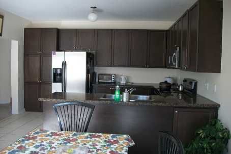 12 Homeview Rd, Brampton, L6P2L9 | Image 2