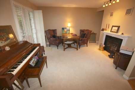 5 - 2303 Marine Dr, Oakville, L6L1C2 | Image 2