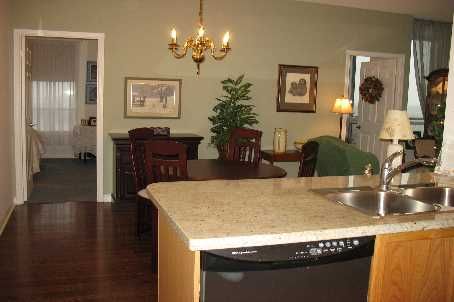 1104 - 388 Prince Of Wales Dr, Mississauga, L5B0A1 | Image 2