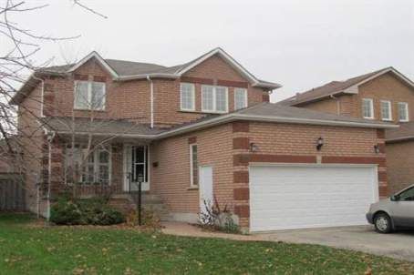 904 Drysdale Dr, Mississauga, L5V1X6 | Image 2
