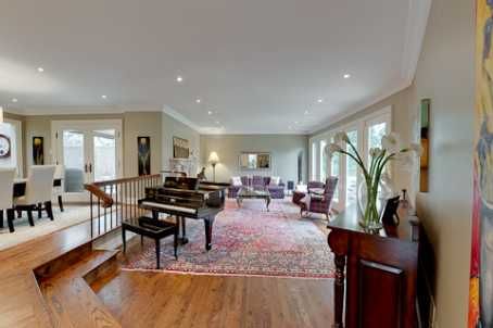 1470 Pinetree Cres, Mississauga, L5G2S8 | Image 2