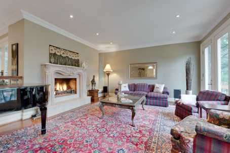 1470 Pinetree Cres, Mississauga, L5G2S8 | Image 3