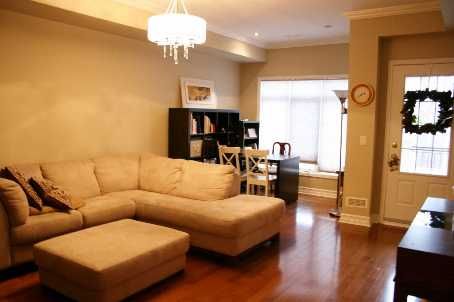 6 - 86 Lakeshore Rd W, Oakville, L6K3A2 | Image 2