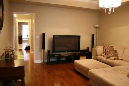 6 - 86 Lakeshore Rd W, Oakville, L6K3A2 | Image 3