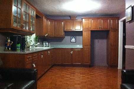 38 Donald Ave, Toronto, M6M1K1 | Image 3