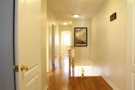 2438 Felhaber Cres, Oakville, L6H7N1 | Image 3