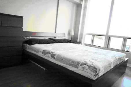 901 - 155 Hillcrest Ave, Mississauga, L5B3Z2 | Image 2