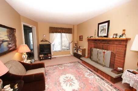 7 Laidlaw Ave, Brampton, L6S5W1 | Image 3