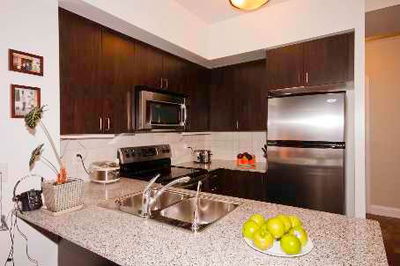 Unit 1207 — 55 De Boers Dr, Toronto - York University Heights image-0-2