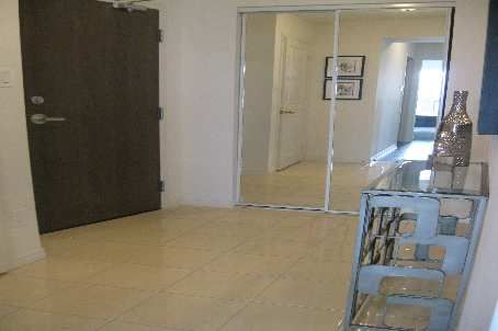 1602 - 9 George St N, Brampton, L6X0T6 | Image 2