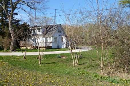 174 Victoria St, Brampton, L6Y0A6 | Image 2