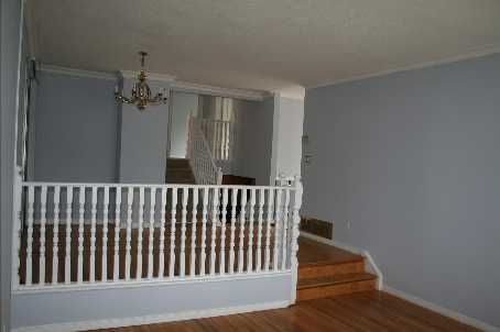 3413 Rockwood Dr, Burlington, L7N3H6 | Image 3