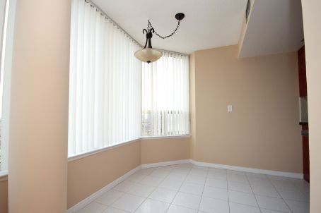 1907 - 700 Constellation Dr, Mississauga, L5R3G8 | Image 3