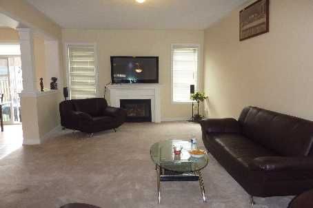 34 Callalily Rd, Brampton, L7A0M2 | Image 3