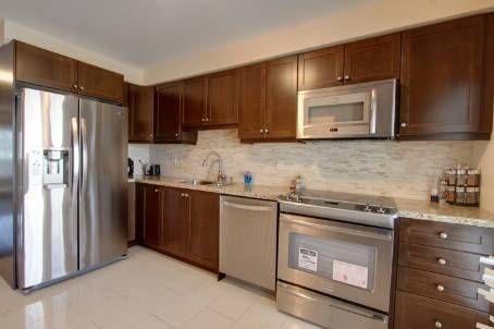 181 - 601 Shoreline Dr, Mississauga, L5B4K2 | Image 3